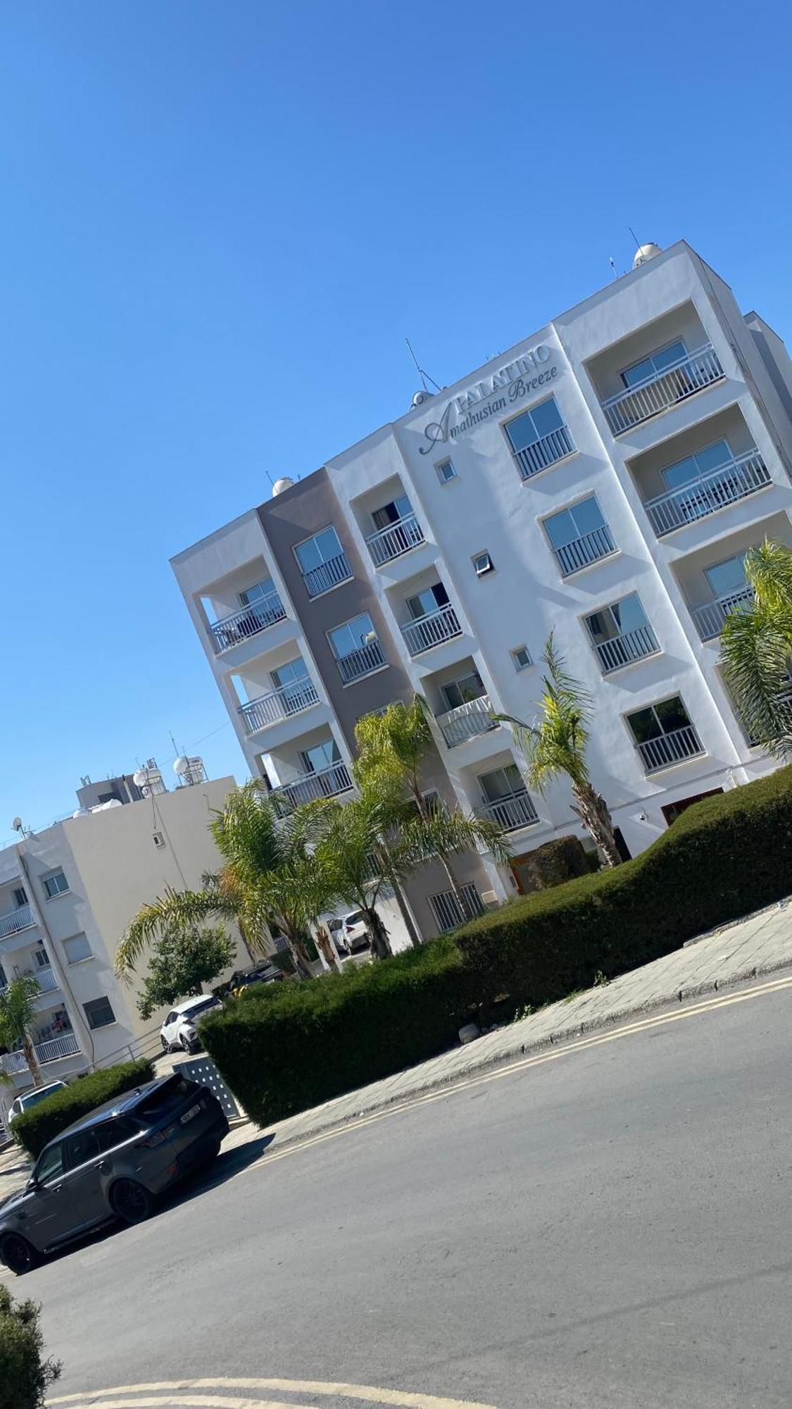T&L Apartments Agiaos Tychonas Лимасол Экстерьер фото